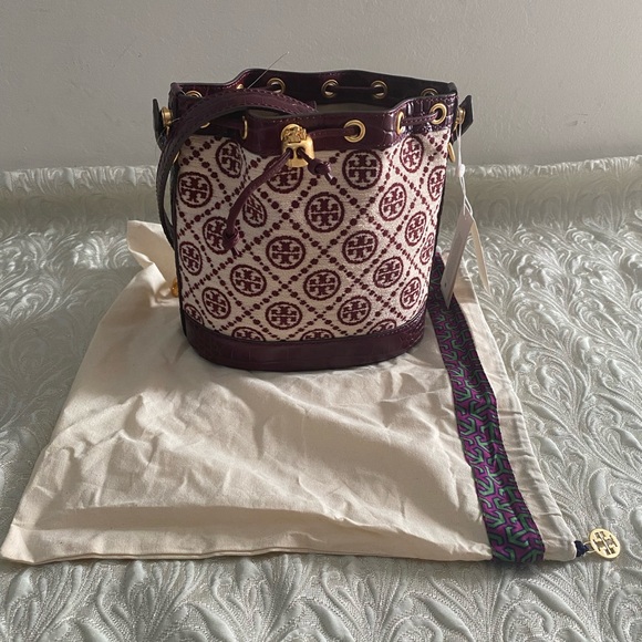 NWT Tory Burch Bucket  Bag - Picture 12 of 12